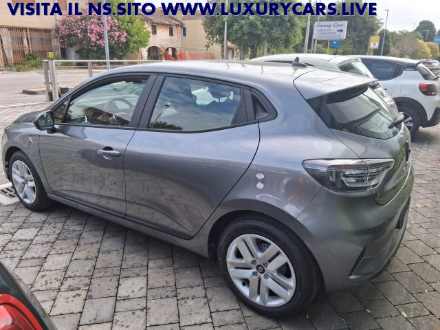 RENAULT Clio usata, con Autoradio