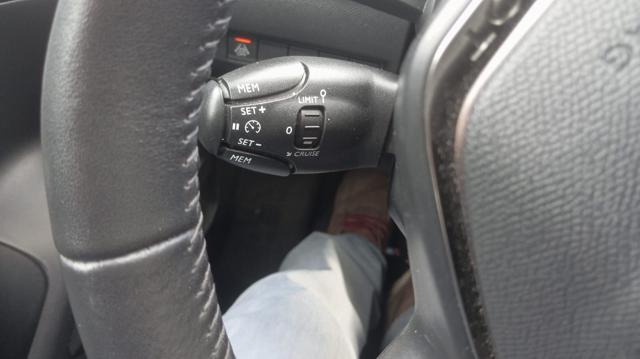 PEUGEOT 2008 usata, con Vivavoce