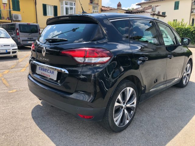 RENAULT Scenic usata, con Specchietti laterali elettrici