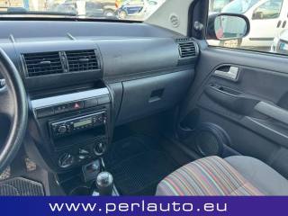 VOLKSWAGEN Fox usata, con Boardcomputer