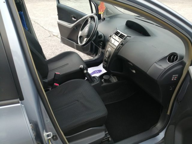 TOYOTA Yaris usata, con Marmitta catalitica