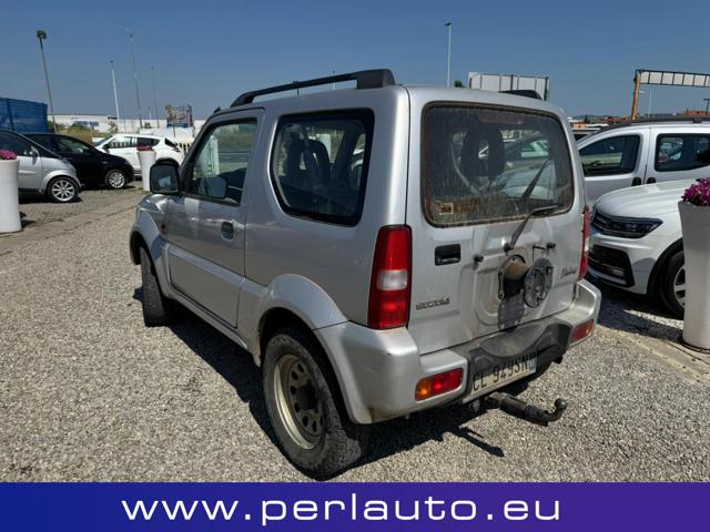 SUZUKI Jimny usata, con Alzacristalli elettrici