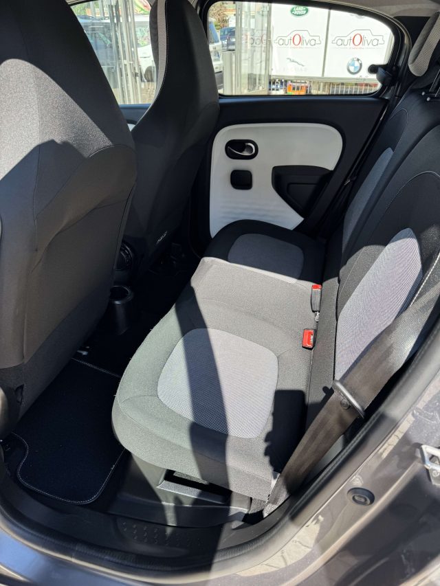 RENAULT Twingo usata, con Volante in pelle