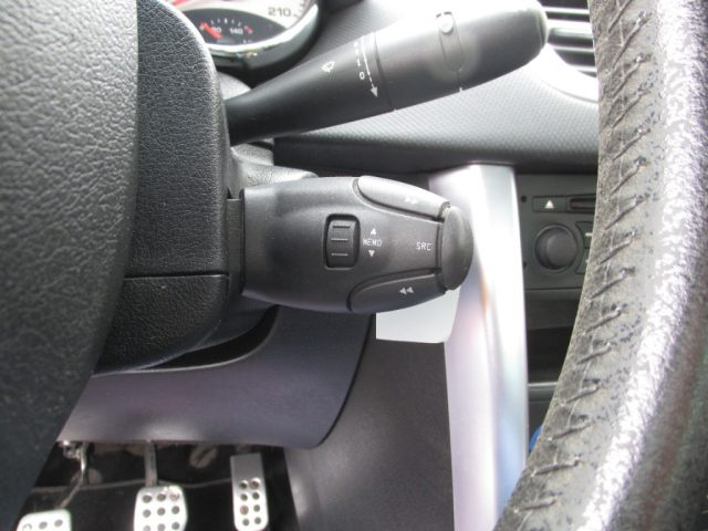 PEUGEOT 207 usata 26