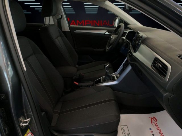 VOLKSWAGEN T-Roc usata 18