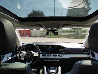 MERCEDES-BENZ GLE 300 usata, con Sensori di parcheggio posteriori