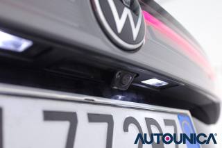 VOLKSWAGEN Taigo usata, con Hill holder