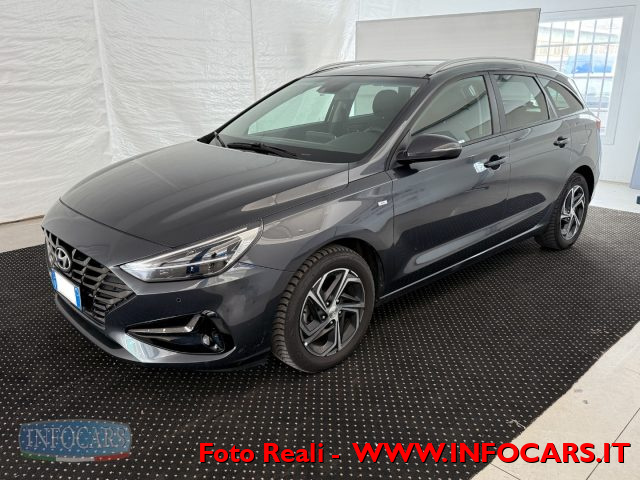 HYUNDAI i30 usata, con Airbag laterali