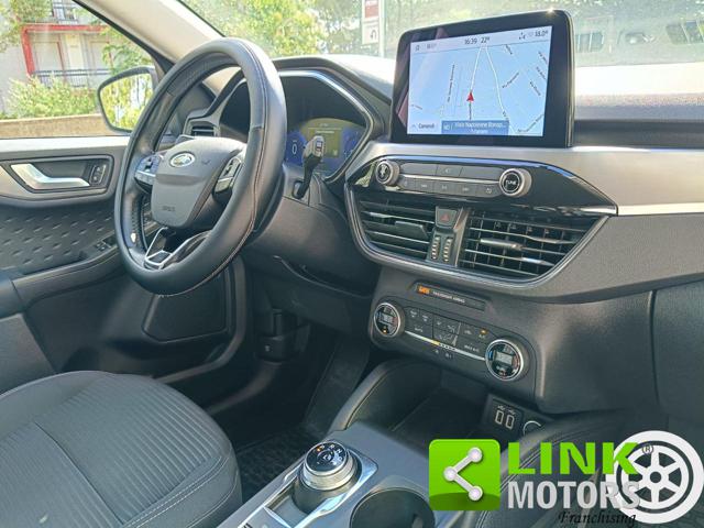 FORD Kuga usata, con Fari LED