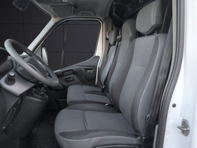 RENAULT Master usata, con Bracciolo