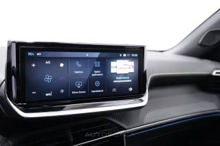 PEUGEOT 2008 usata, con Autoradio digitale