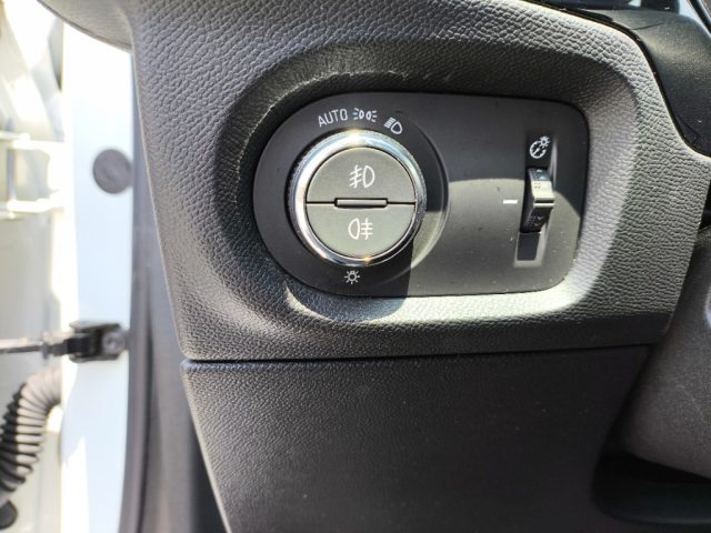 OPEL Corsa usata 10