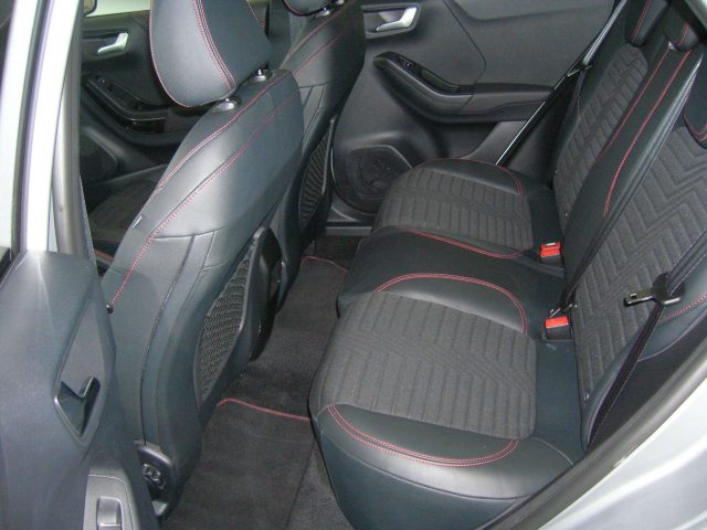 FORD Puma usata, con Controllo automatico clima