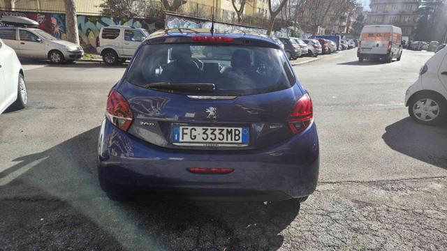 PEUGEOT 208 usata, con Autoradio