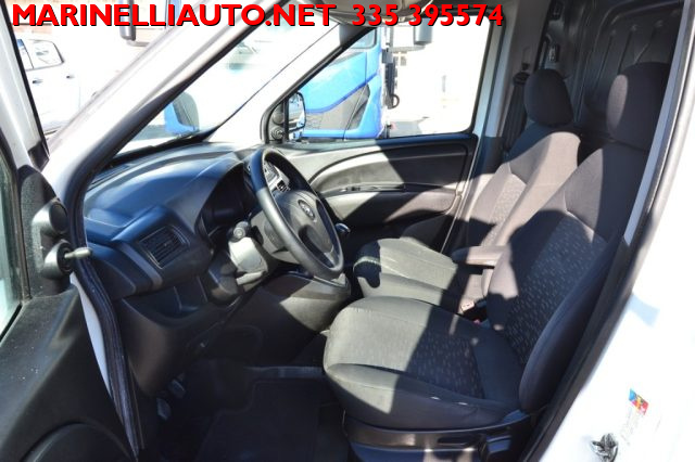 OPEL Combo usata 16