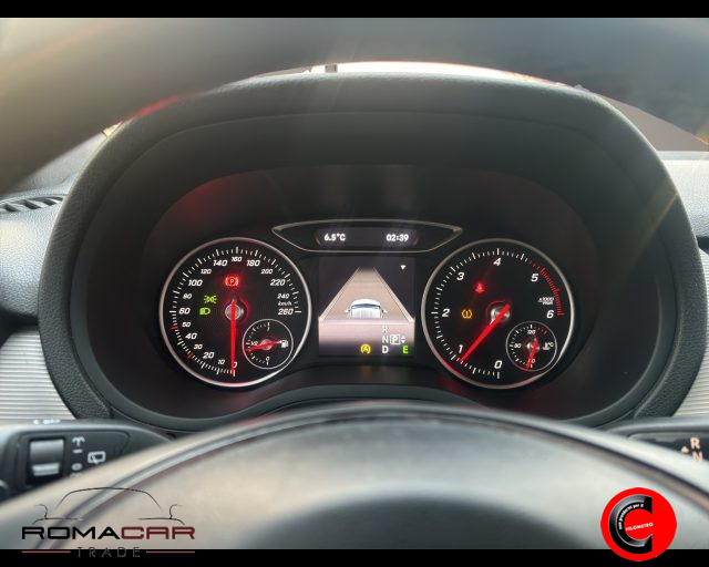 MERCEDES-BENZ B 180 usata, con Sistema di navigazione