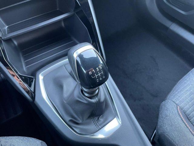 PEUGEOT 2008 usata, con Sensore di pioggia
