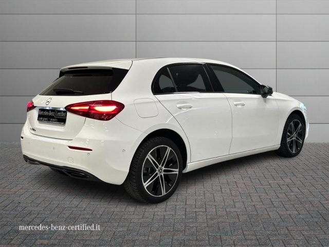 MERCEDES-BENZ A 250 usata, con Airbag