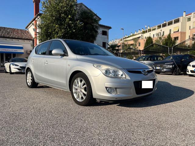 HYUNDAI i30 usata, con ABS