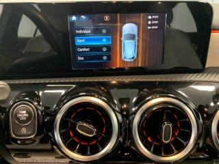 MERCEDES-BENZ A 180 usata, con Touch screen