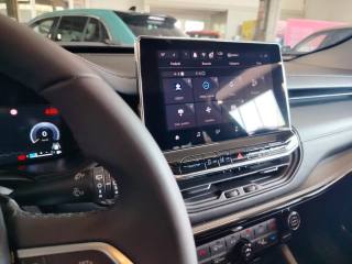 JEEP Compass usata, con Autoradio digitale