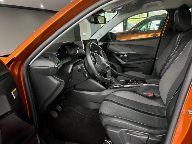 PEUGEOT 2008 usata, con Autoradio