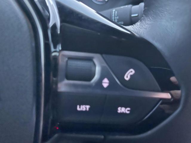 PEUGEOT 208 usata, con Autoradio