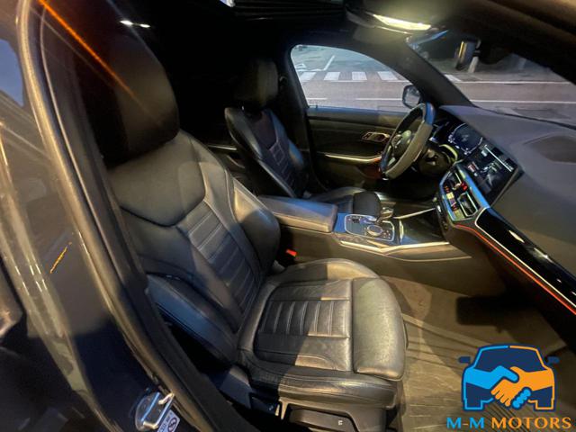 BMW 320 usata, con Telecamera per parcheggio assistito