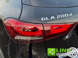 MERCEDES-BENZ GLA 200 usata, con Volante in pelle