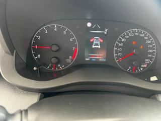 TOYOTA Yaris usata, con Volante multifunzione