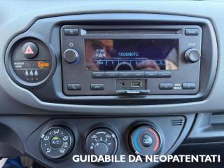 TOYOTA Yaris usata, con Lettore CD