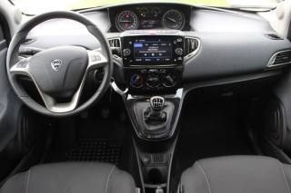 LANCIA Ypsilon usata, con Servosterzo