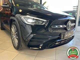 MERCEDES-BENZ GLA 200 usata, con Luci diurne LED