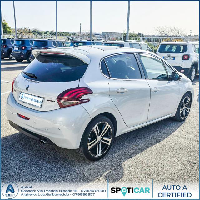 PEUGEOT 208 usata, con Autoradio