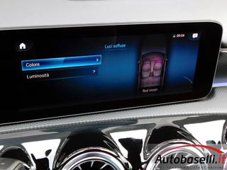 MERCEDES-BENZ A 180 usata, con Sistema di parcheggio automatico