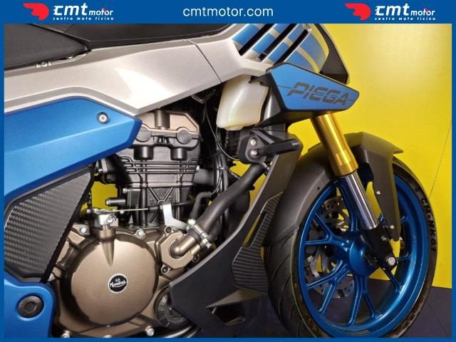 OTHERS-ANDERE OTHERS-ANDERE usata 12