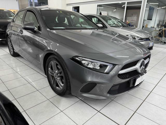 MERCEDES-BENZ A 180 usata, con Cerchi in lega