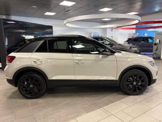 VOLKSWAGEN T-Roc usata, con Volante in pelle