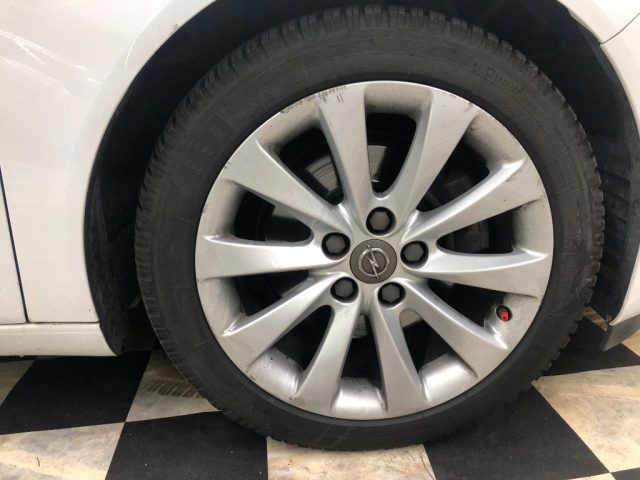 OPEL Insignia usata, con Controllo automatico clima