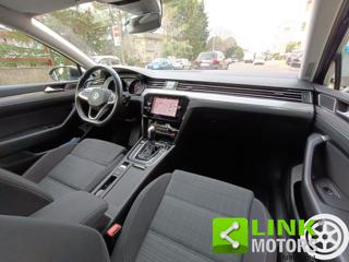 VOLKSWAGEN Passat Variant usata, con Monitoraggio pressione pneumatici