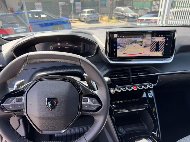PEUGEOT 2008 usata, con Cruise Control