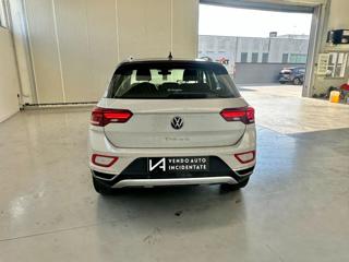 VOLKSWAGEN T-Roc usata, con Autoradio