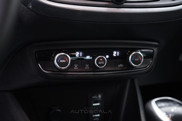OPEL Crossland usata, con Fari LED