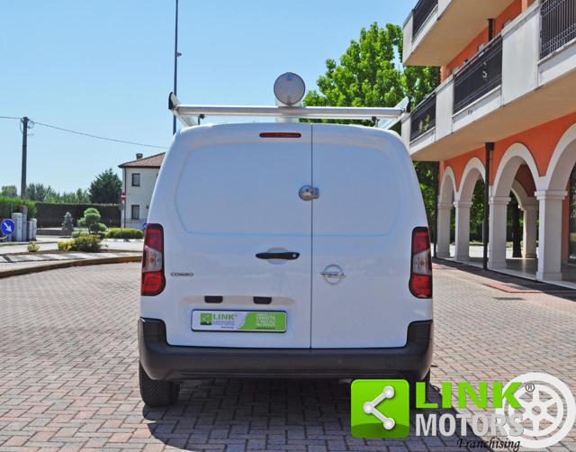 OPEL Combo usata, con Autoradio