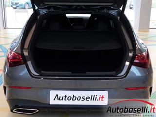 MERCEDES-BENZ CLA 200 usata, con Portellone posteriore elettrico