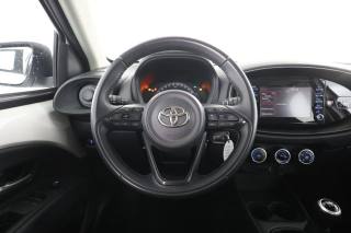 TOYOTA Aygo X usata 5