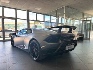 LAMBORGHINI Huracan usata, con Boardcomputer