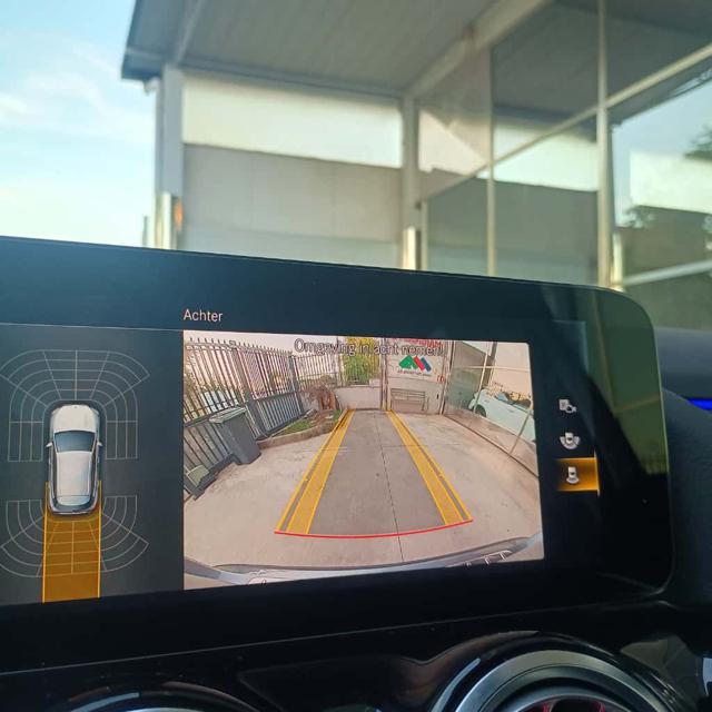 MERCEDES-BENZ GLA 180 usata, con Climatizzatore