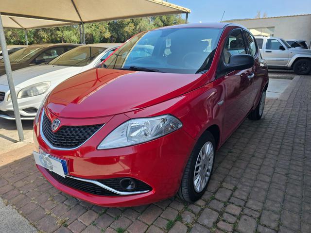 LANCIA Ypsilon usata, con ABS