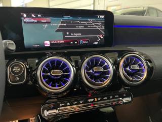 MERCEDES-BENZ A 180 usata, con Controllo automatico clima